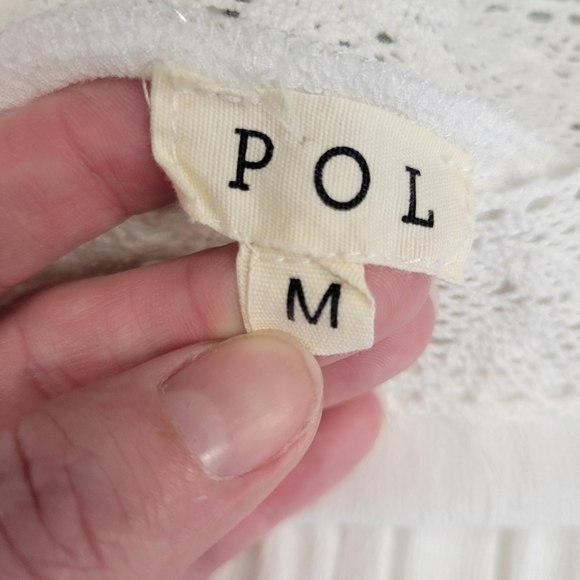 POL Feminine Boho Flowy Top Blouse Size Medium - Picture 2 of 9